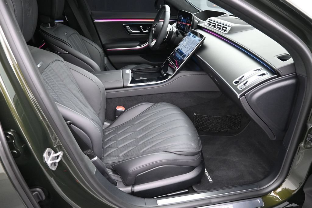 Used 2025 Mercedes-Benz S 63 AMG S image 29