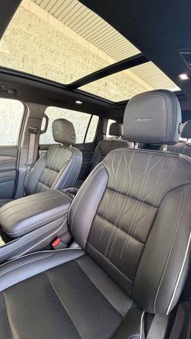 Certified 2025 Buick Enclave Avenir w/ Super Cruise Package AWD/4WD image 2