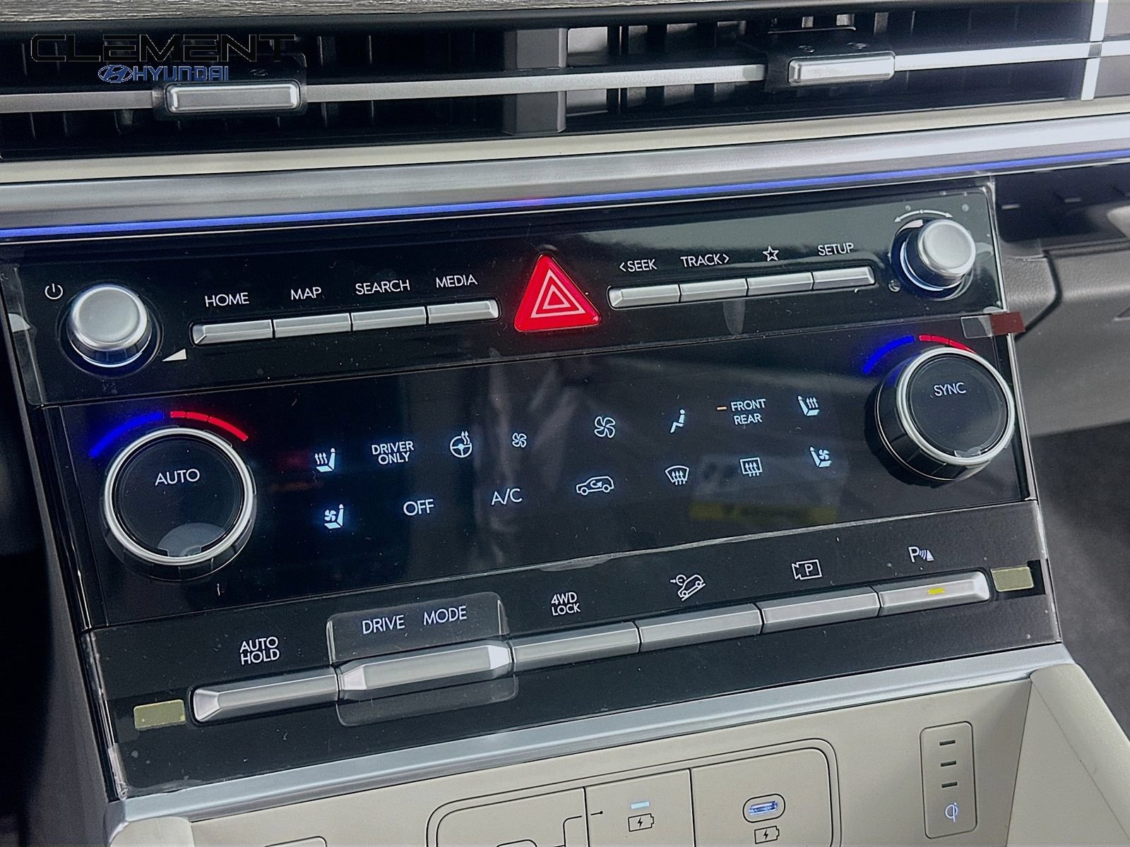 New 2026 Hyundai Santa Fe Limited AWD/4WD image 19
