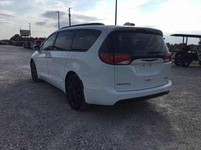 Used 2018 Chrysler Pacifica Limited w/ Advanced Safetytec Group image 6