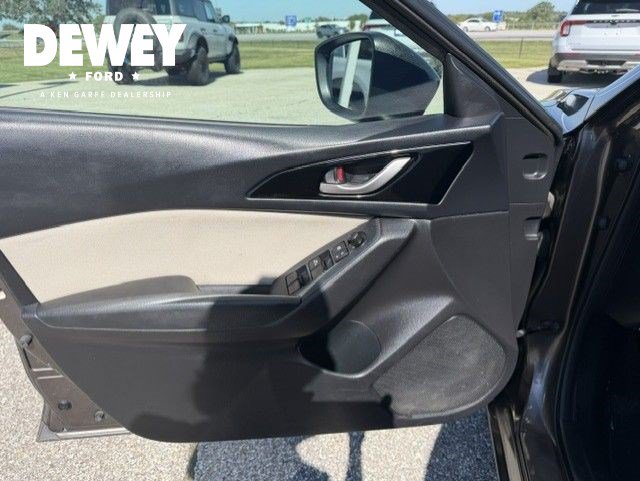 Used 2015 MAZDA MAZDA3 i Touring FWD image 10