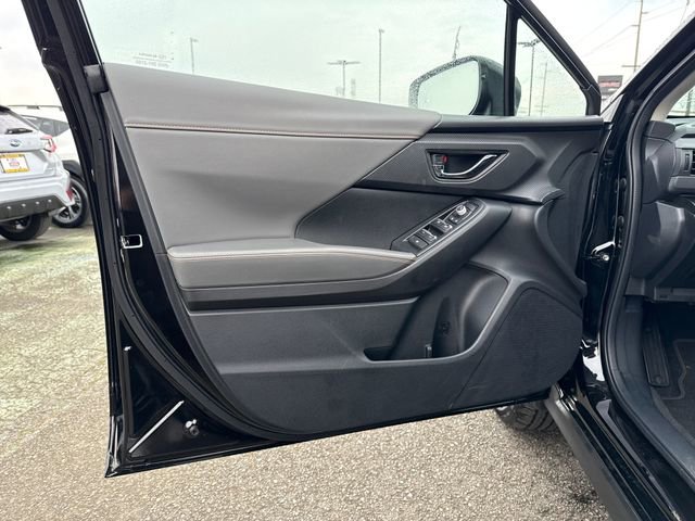 Certified 2025 Subaru Crosstrek 2.5i Limited w/ Crosstrek Mirror Package image 17