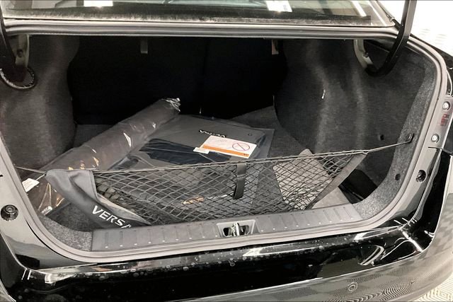 New 2025 Nissan Versa SR w/ Trunk Package image 37