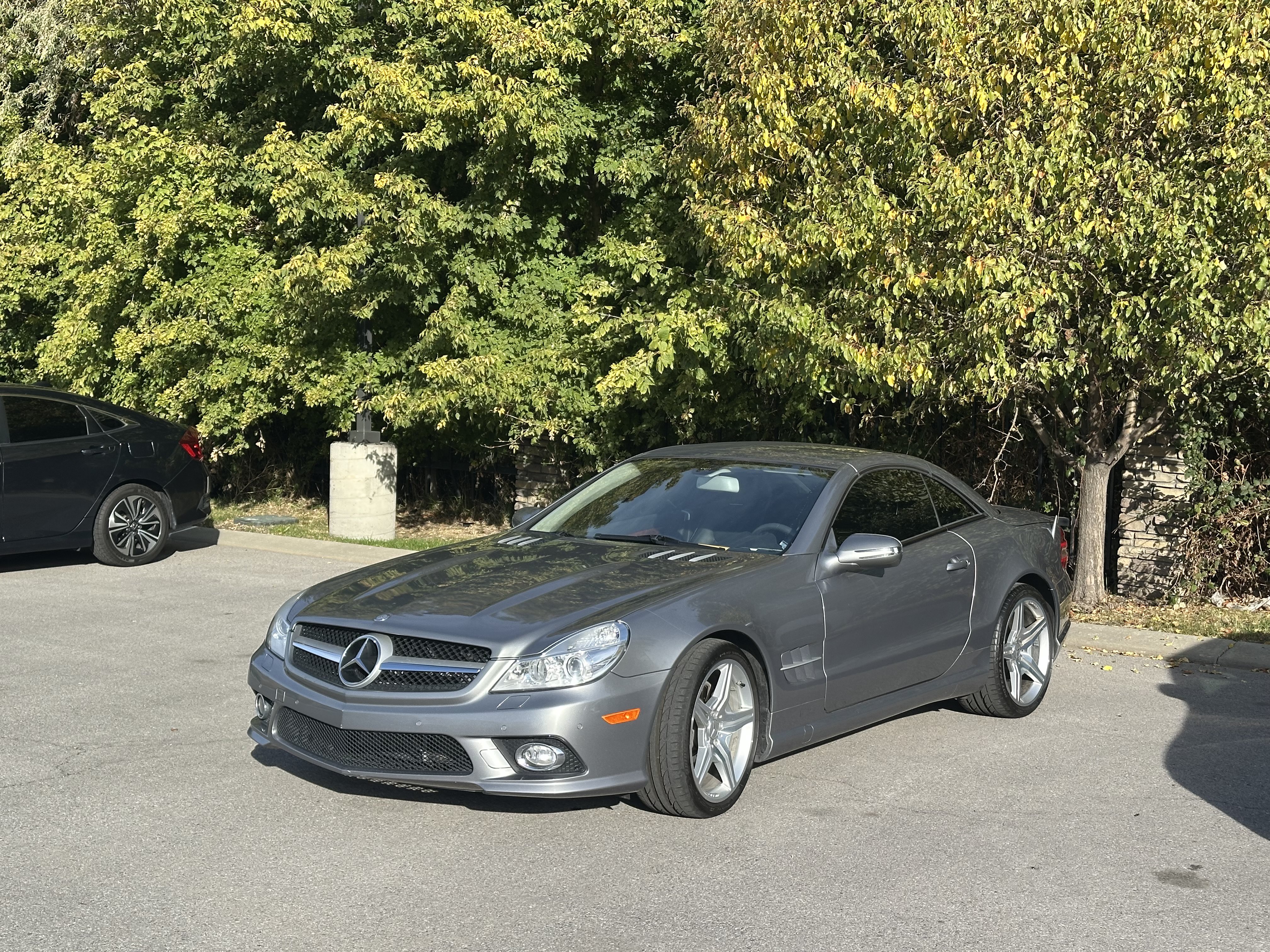 Used 2009 Mercedes-Benz SL 550 image 5