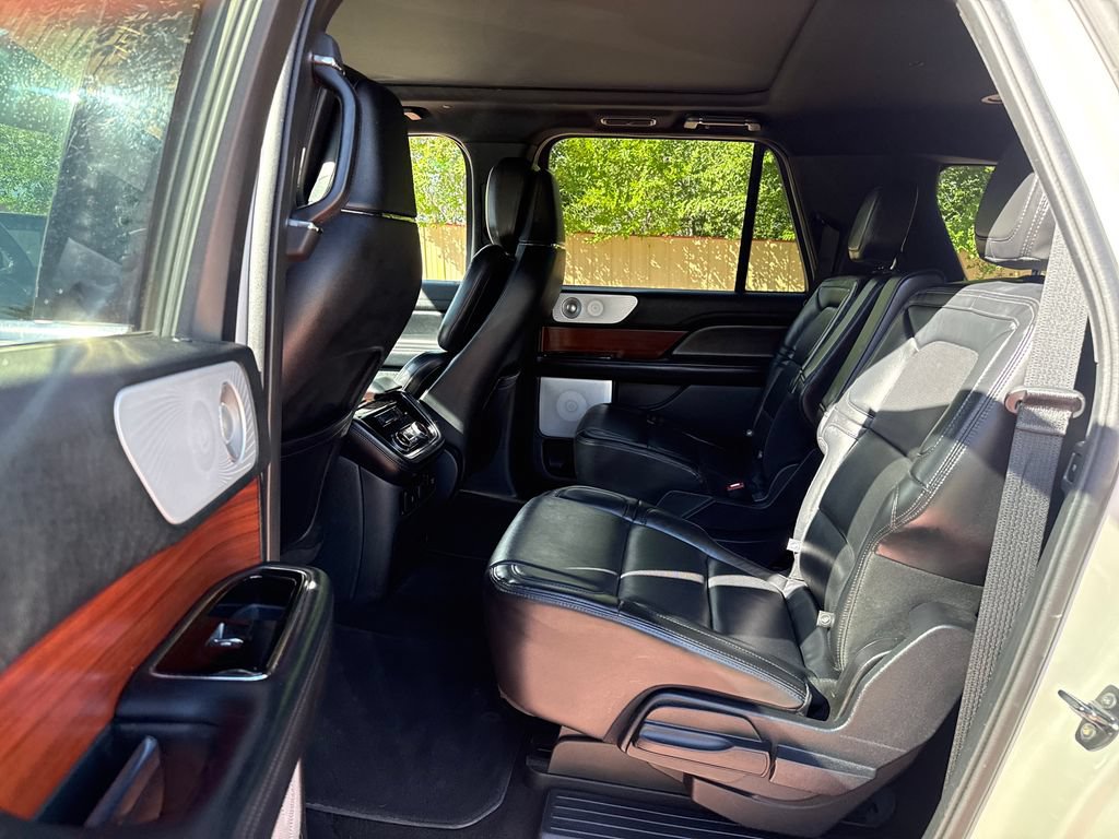 Certified 2021 Lincoln Navigator L Reserve AWD/4WD image 19