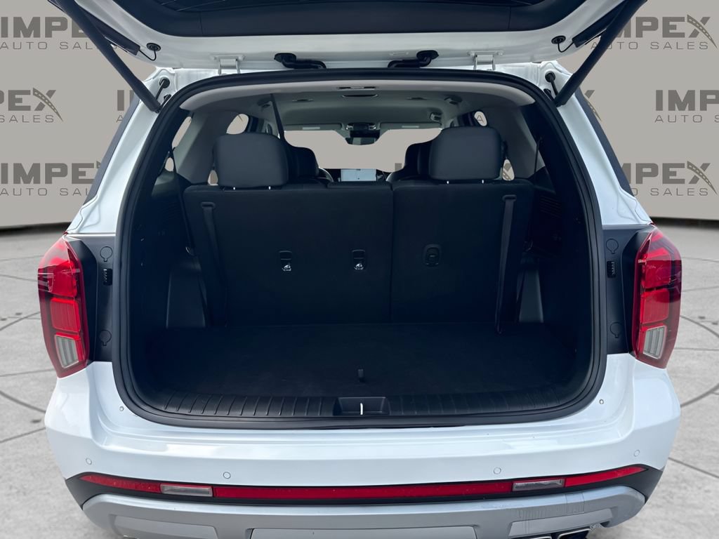 Used 2025 Hyundai Palisade SEL FWD image 19