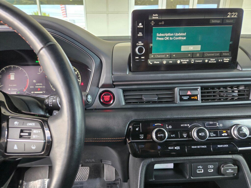 Certified 2023 Honda Pilot TrailSport image 14