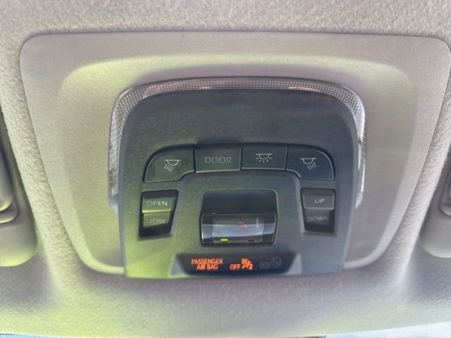 Used 2022 Toyota Corolla Cross LE w/ Moonroof Package image 36