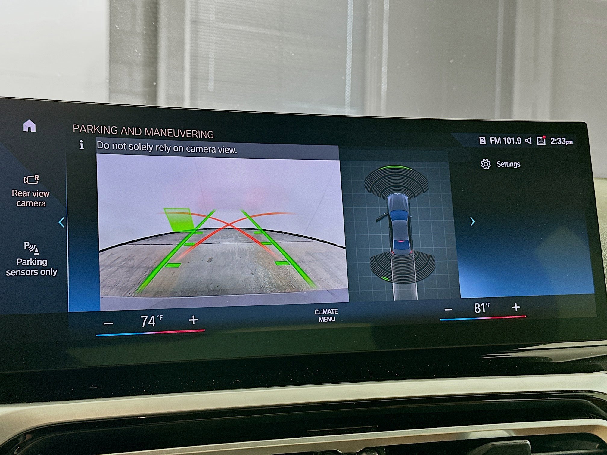 Used 2024 BMW 330i xDrive Sedan w/ Premium Package image 23