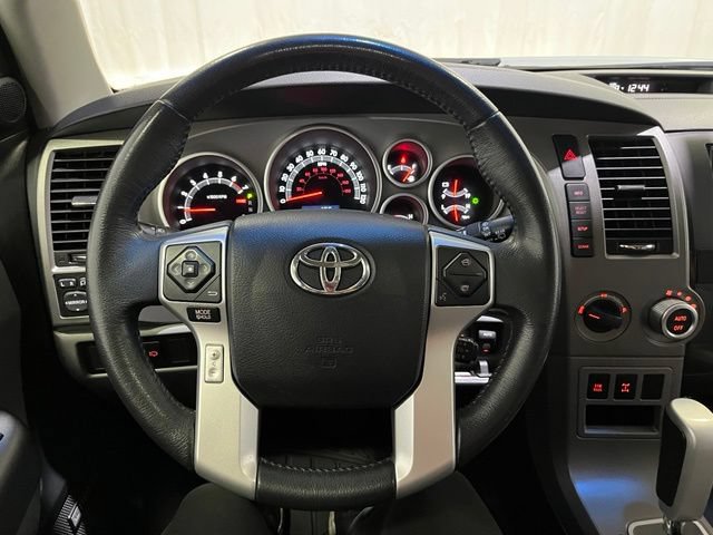 Used 2015 Toyota Sequoia Limited AWD/4WD image 19