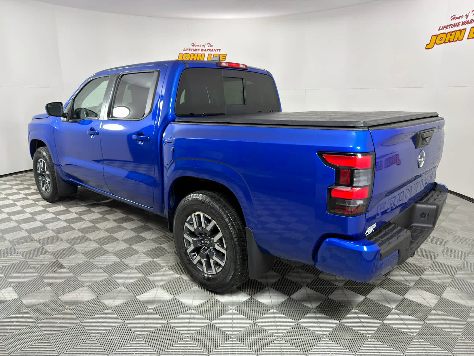 New 2026 Nissan Frontier SV w/ SV Convenience Package image 3