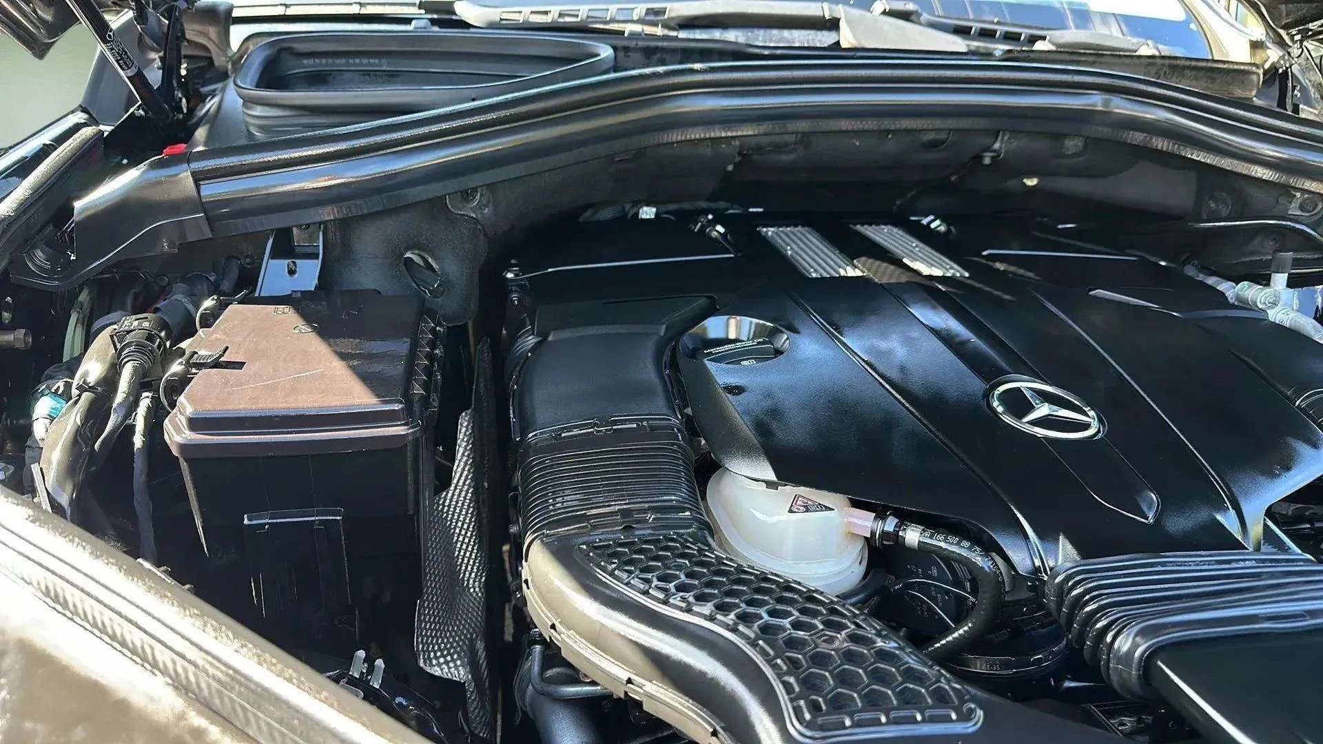 Used 2017 Mercedes-Benz GLS 450 4MATIC image 60