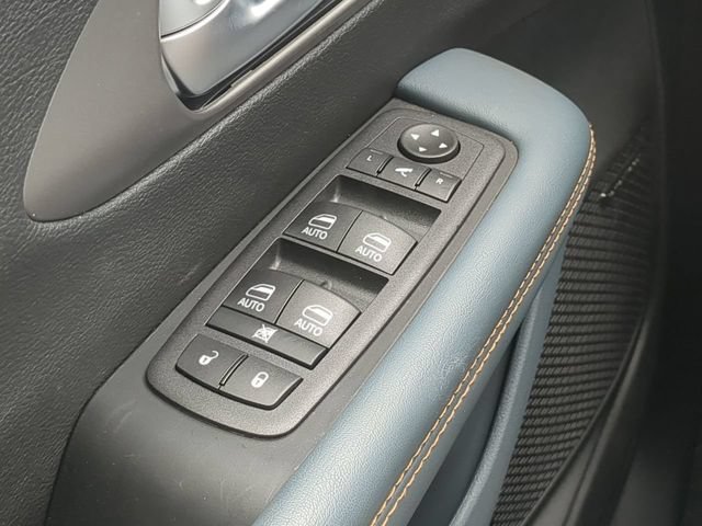 New 2027 Chrysler Pacifica Pinnacle w/ Theater Group AWD/4WD image 29