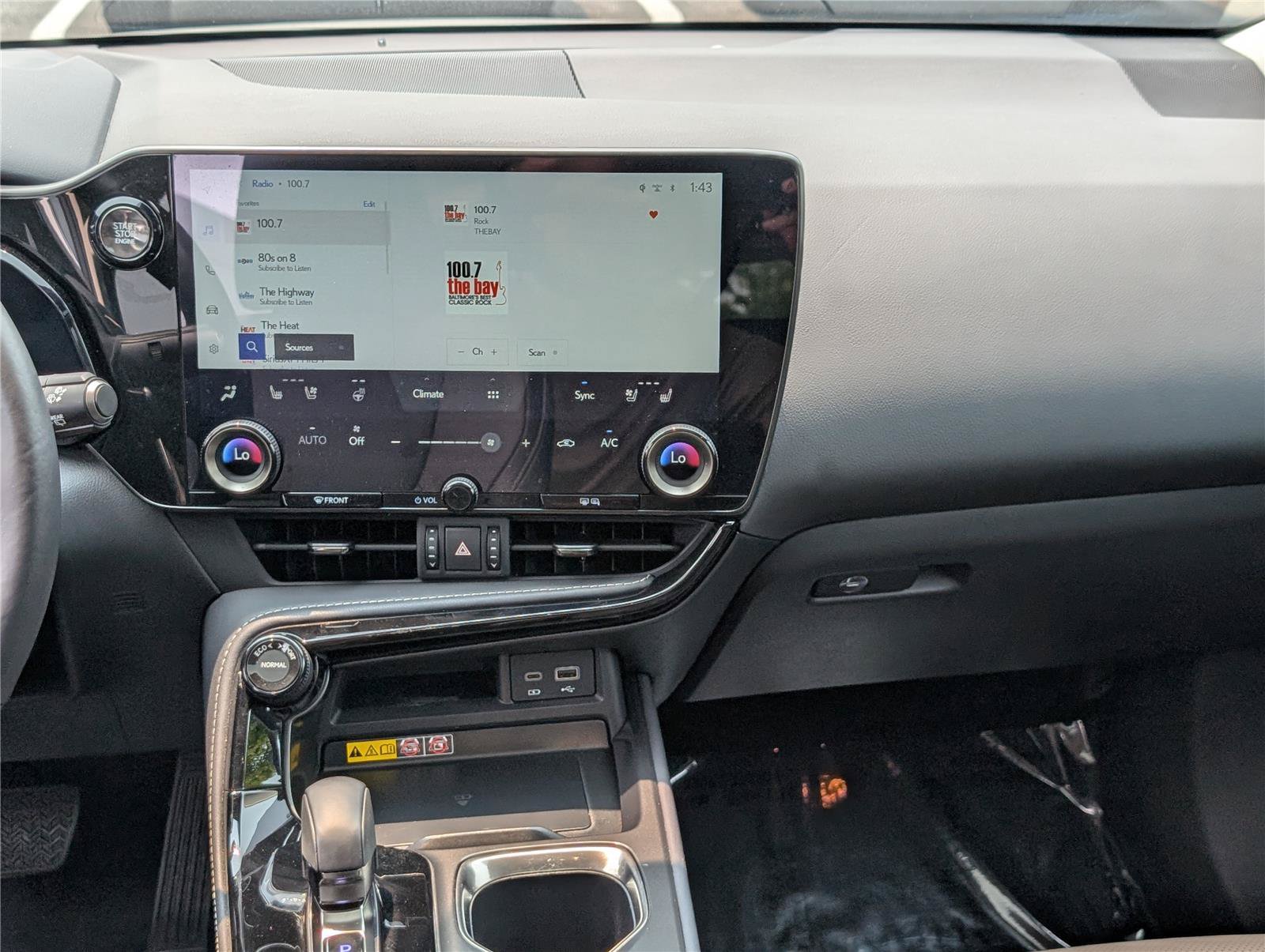 Certified 2025 Lexus NX 350 AWD w/ Accessory Package (2T) image 18