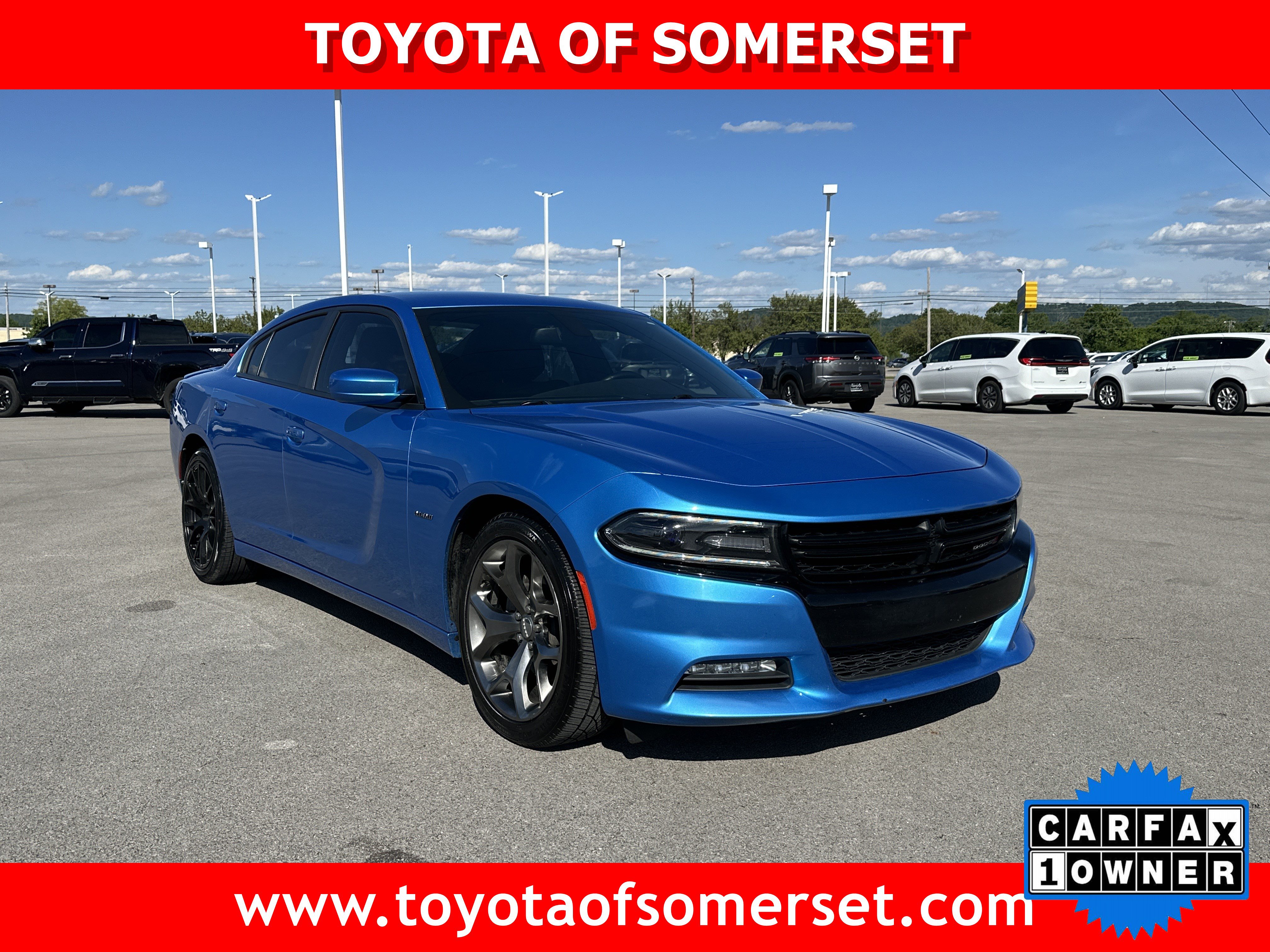 Used 2016 Dodge Charger R/T w/ Navigation & Travel Group RWD image 1