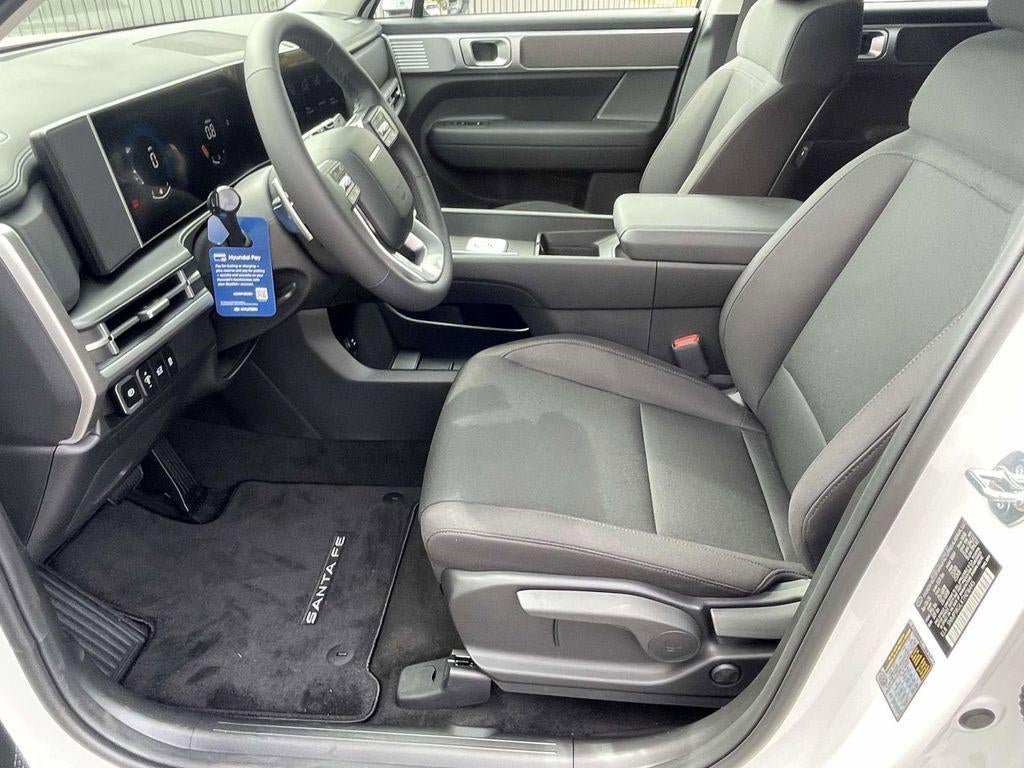 New 2026 Hyundai Santa Fe SE FWD image 31