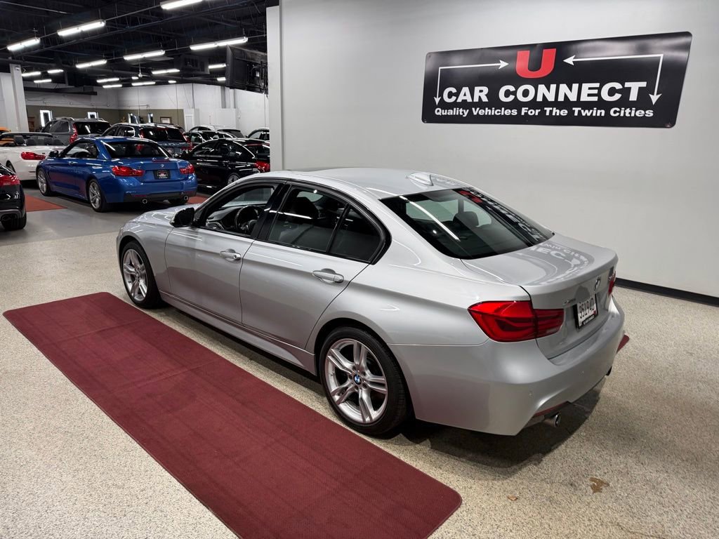 Used 2017 BMW 340i xDrive Sedan AWD/4WD image 16