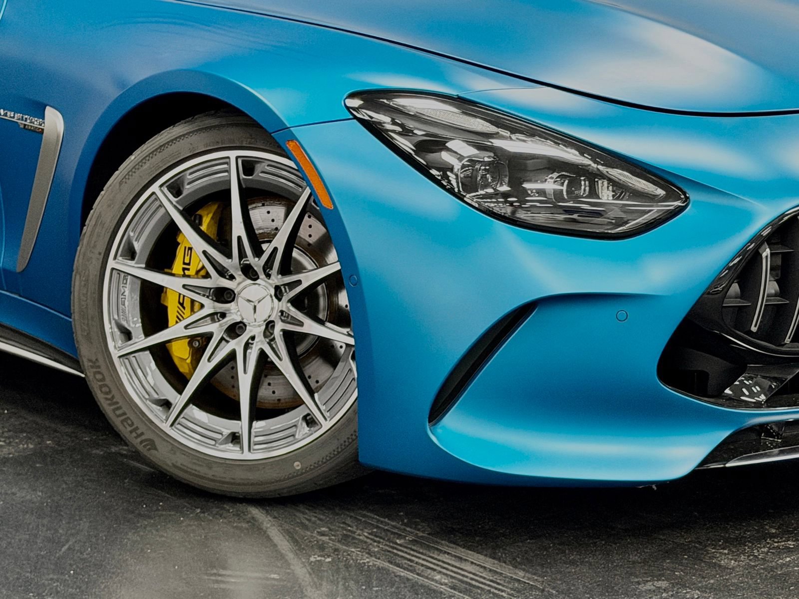New 2025 Mercedes-Benz AMG GT 63 image 4