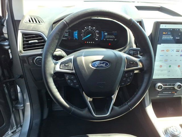 Used 2023 Ford Edge SEL w/ Convenience Package image 7