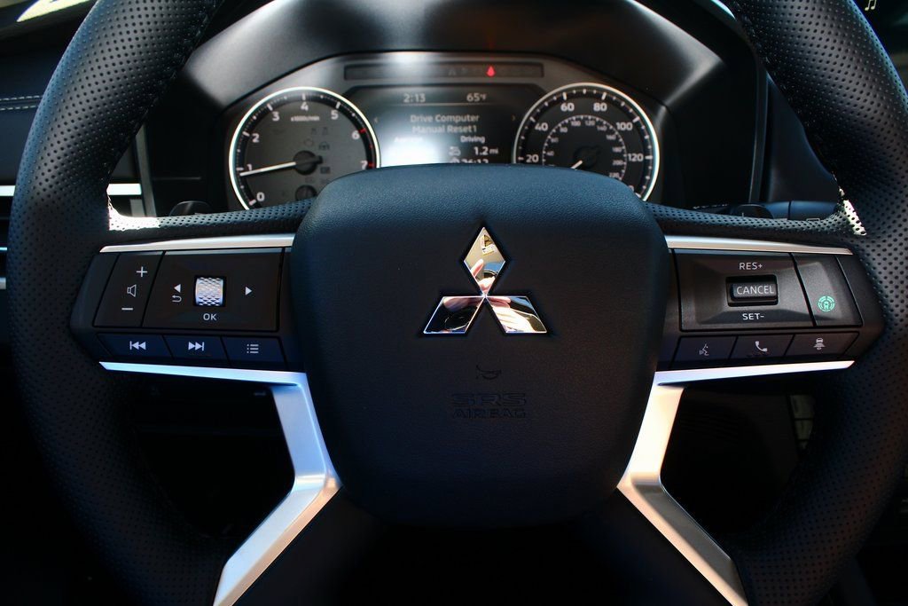 New 2026 Mitsubishi Outlander Trail Edition image 15