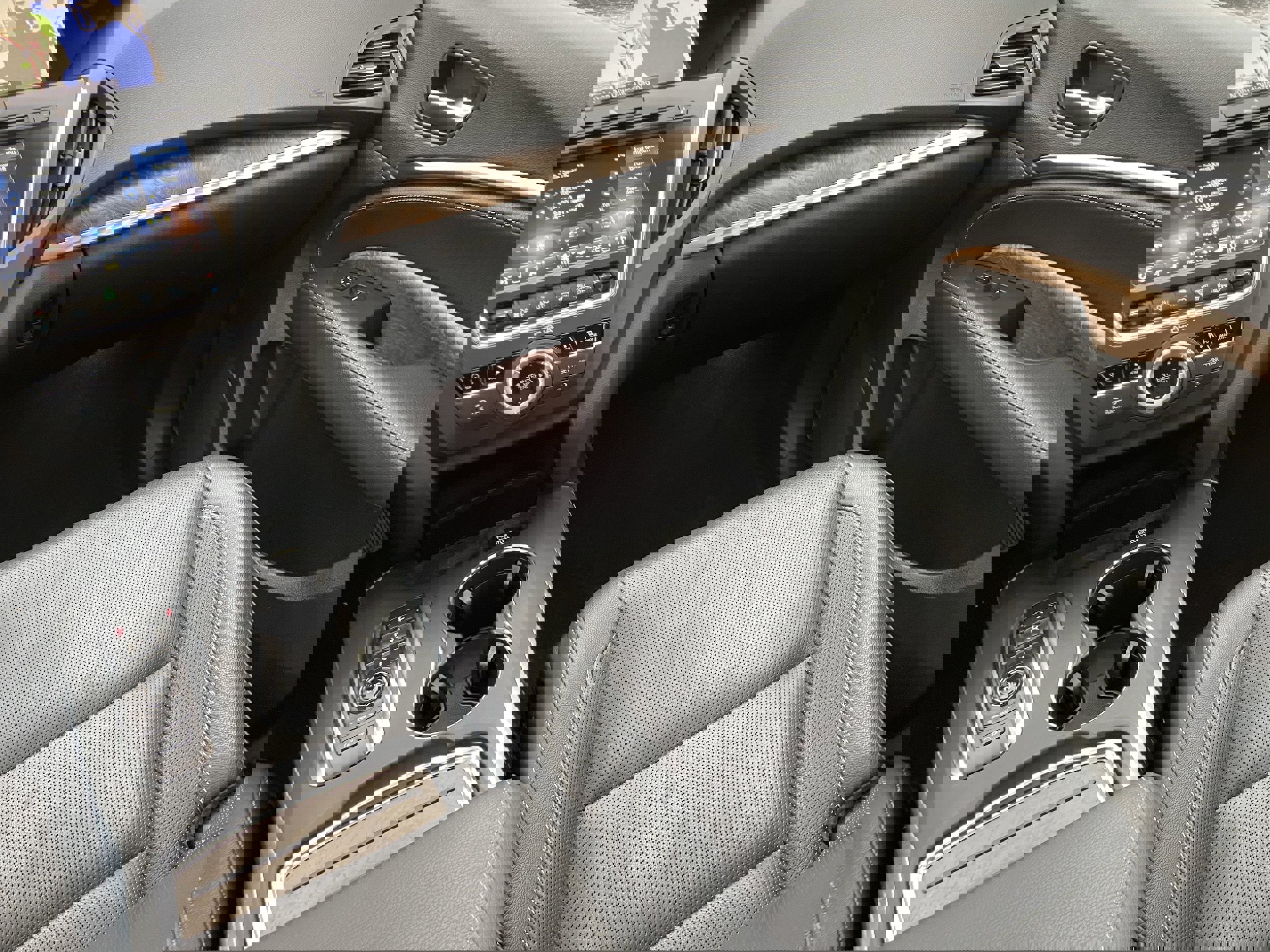 Used 2020 Acura MDX FWD w/ Technology Package image 15