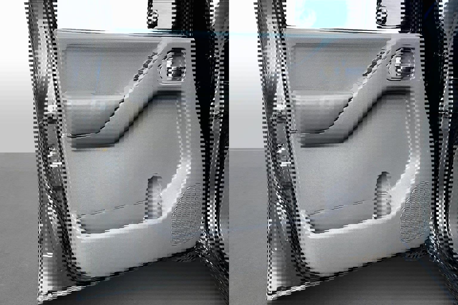 Used 2008 Nissan Frontier SE w/ SE Value Truck Pkg image 14