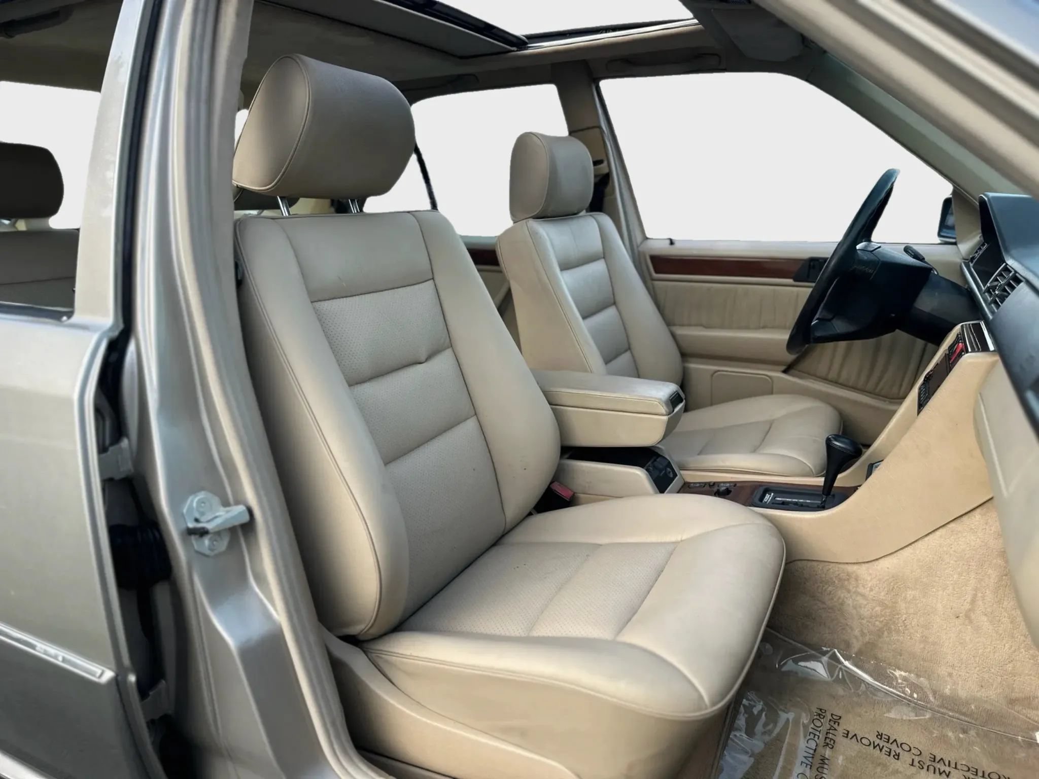 Used 1994 Mercedes-Benz E 320 Sedan image 19