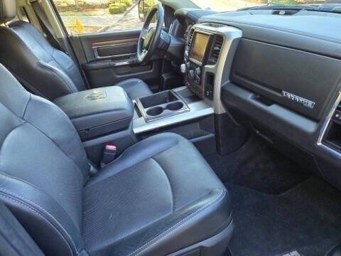 Used 2015 RAM 1500 Laramie w/ Convenience Group image 16