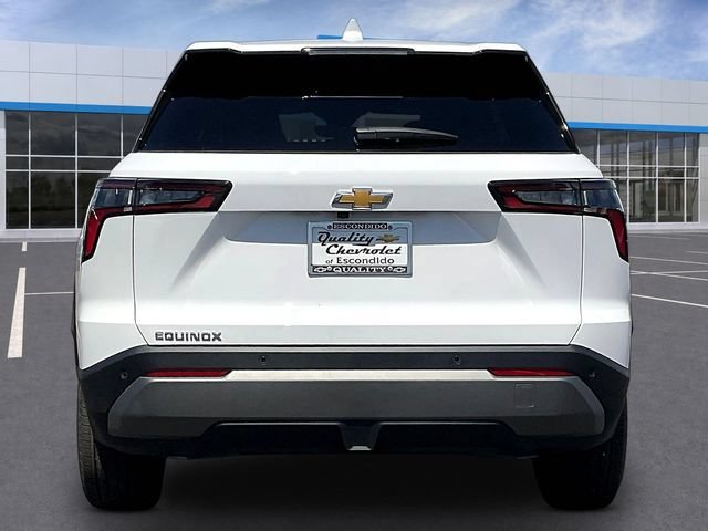 New 2027 Chevrolet Equinox LT w/ Convenience Package II FWD image 4