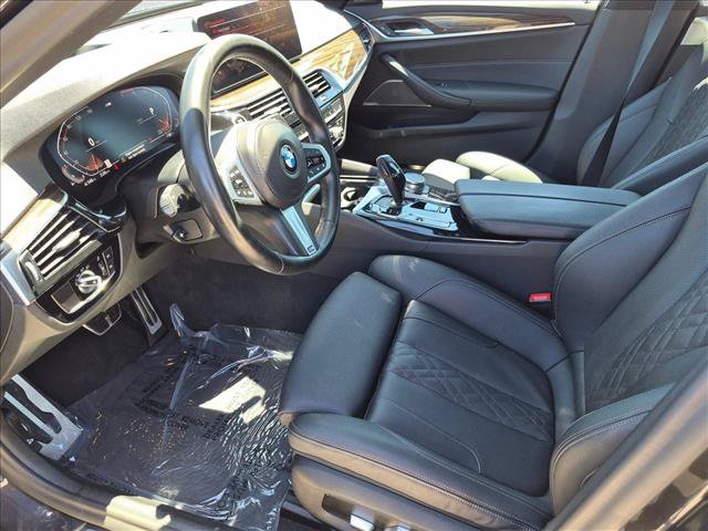 Used 2021 BMW 530i w/ M Sport Package RWD image 17