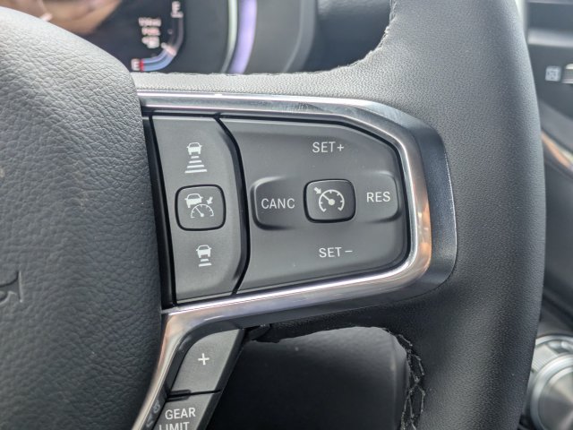 New 2026 RAM 1500 Laramie AWD/4WD image 32