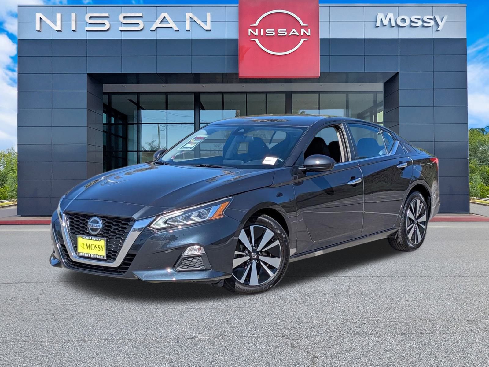 Used 2022 Nissan Altima 2.5 SV
