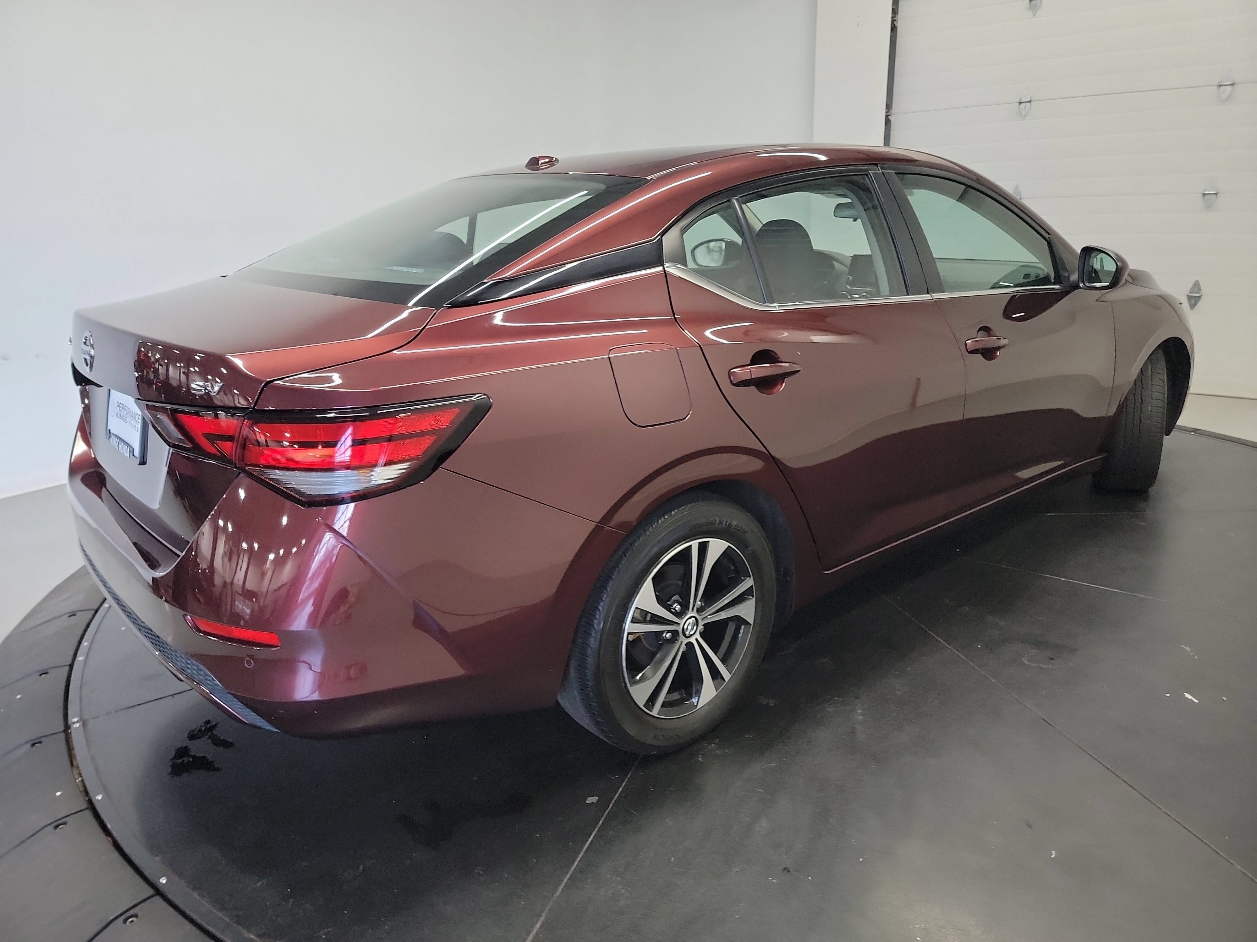 Used 2023 Nissan Sentra SV FWD image 9