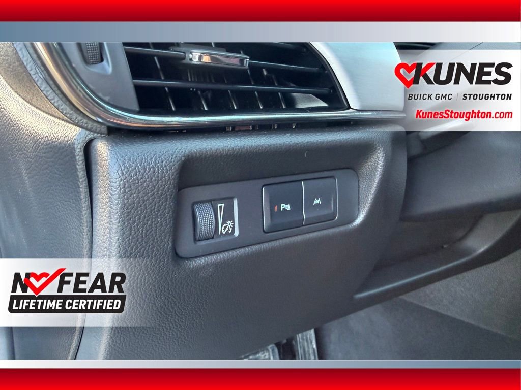 Used 2018 Cadillac ATS Luxury w/ Safety and Security Package image 25