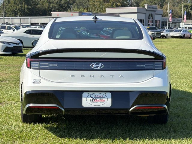 Used 2025 Hyundai Sonata SEL FWD image 8