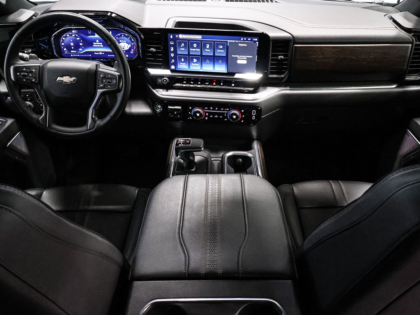 Certified 2025 Chevrolet Silverado 1500 High Country w/ Technology Package image 27