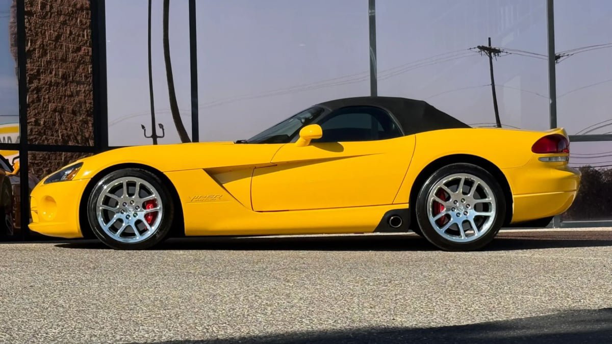 Used 2005 Dodge Viper SRT-10 RWD image 8