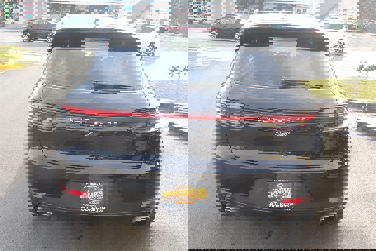 Used 2020 Porsche Macan image 25