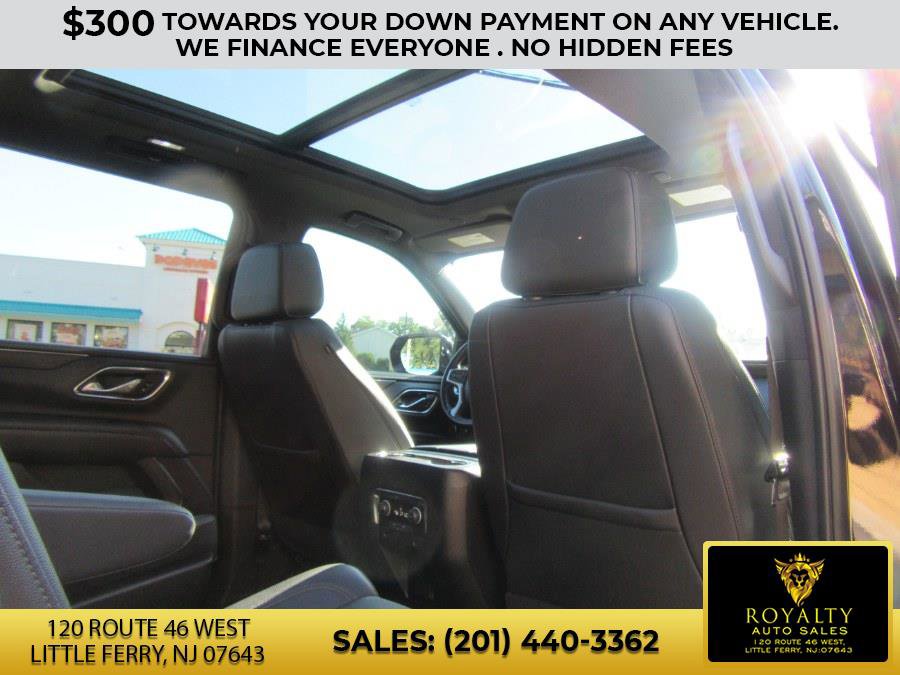 Used 2021 Chevrolet Suburban LT image 15