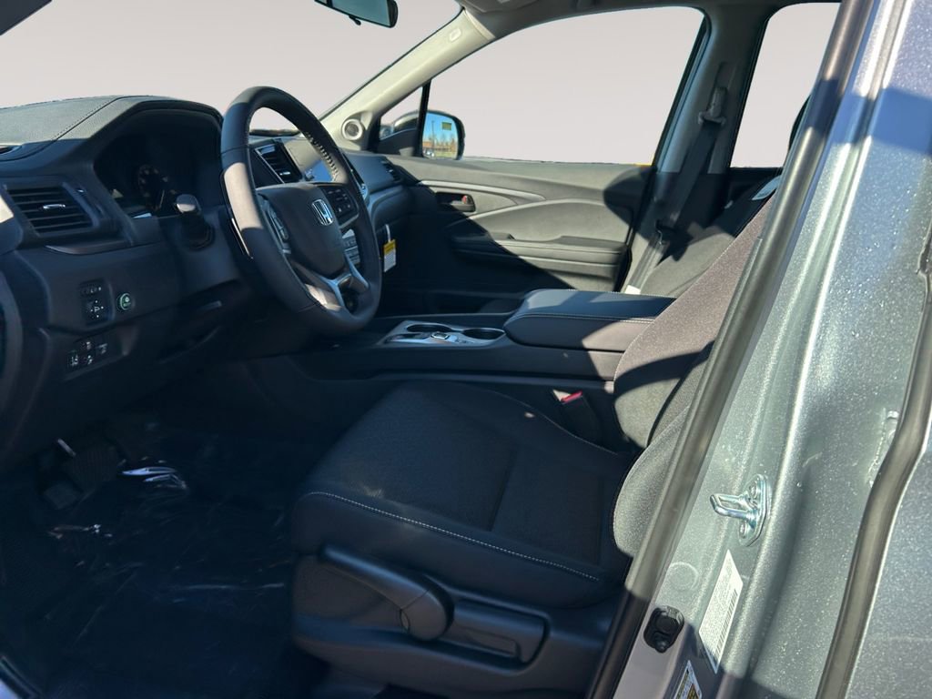 New 2026 Honda Ridgeline Sport image 9