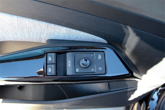 New 2026 Volkswagen ID.4 Pro image 13