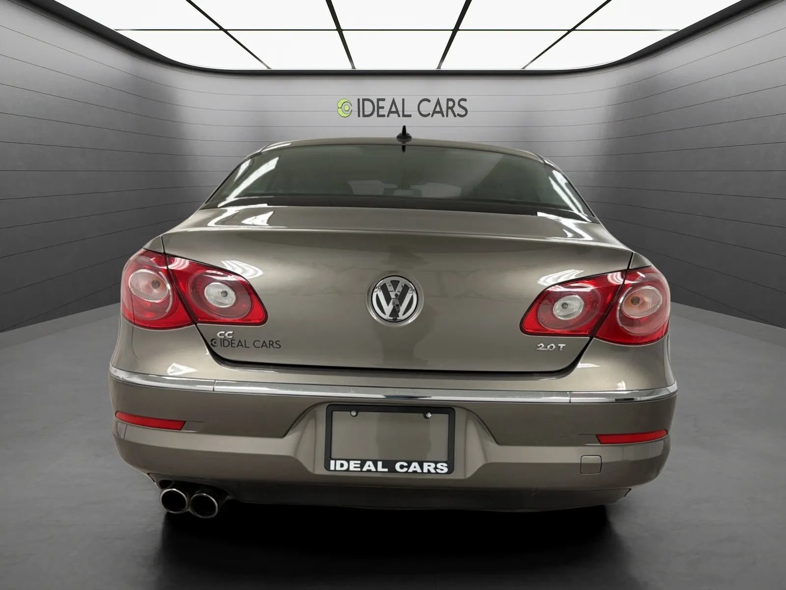 Used 2010 Volkswagen CC Sport FWD image 6