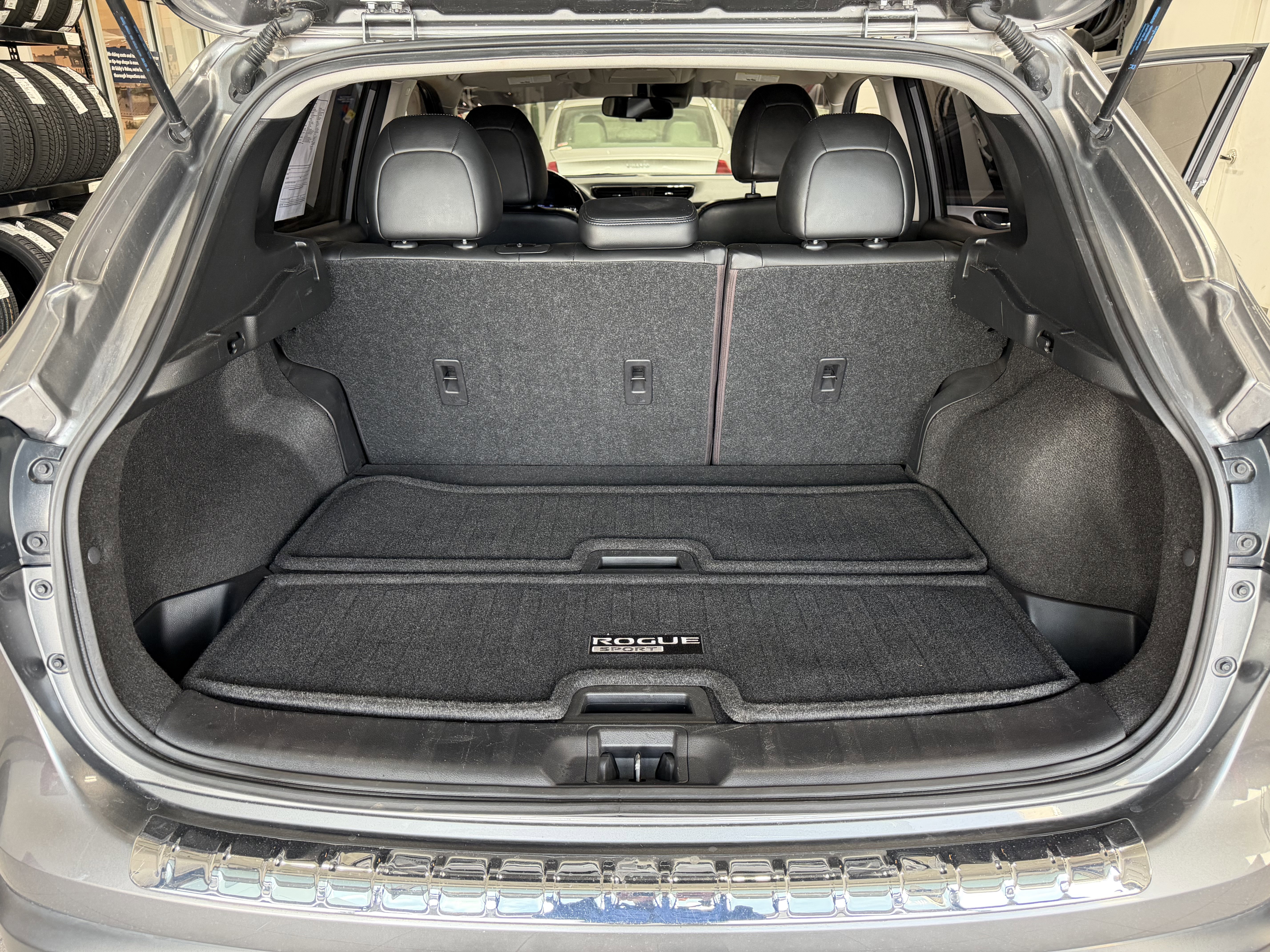 Used 2020 Nissan Rogue Sport SV w/ Technology Package image 24