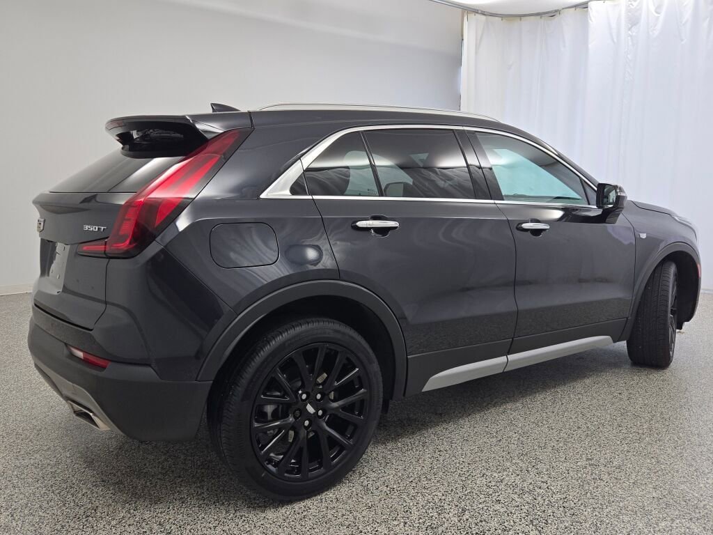 Used 2023 Cadillac XT4 Premium Luxury w/ Technology Package image 12