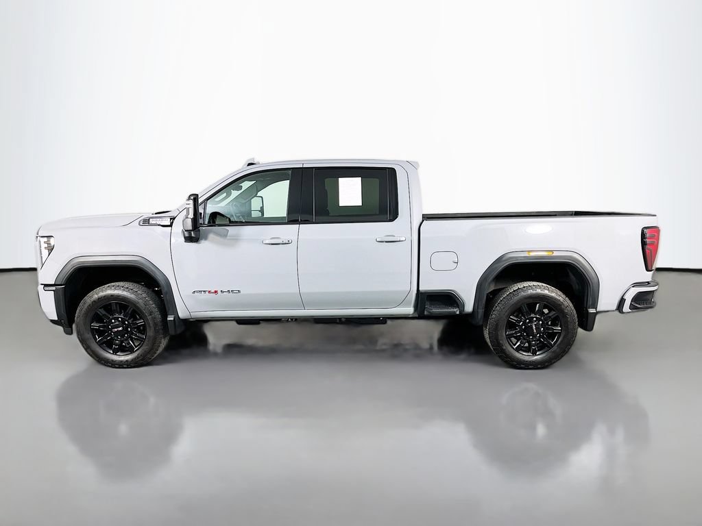 Used 2024 GMC Sierra 2500 AT4 w/ Technology Package AWD/4WD image 5