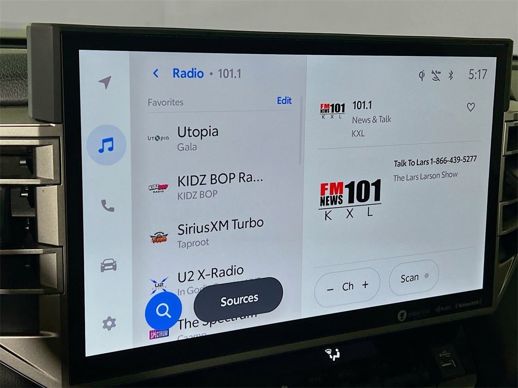 Used 2024 Toyota Tundra Limited image 14