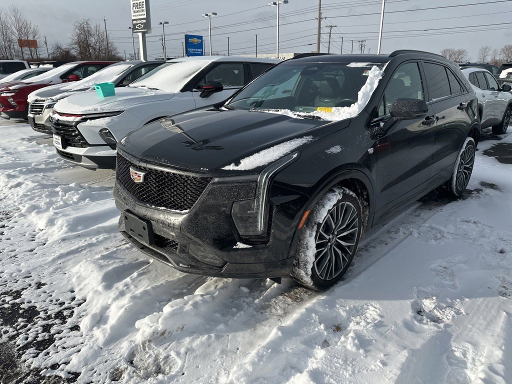 Used 2024 Cadillac XT4 Sport image 4