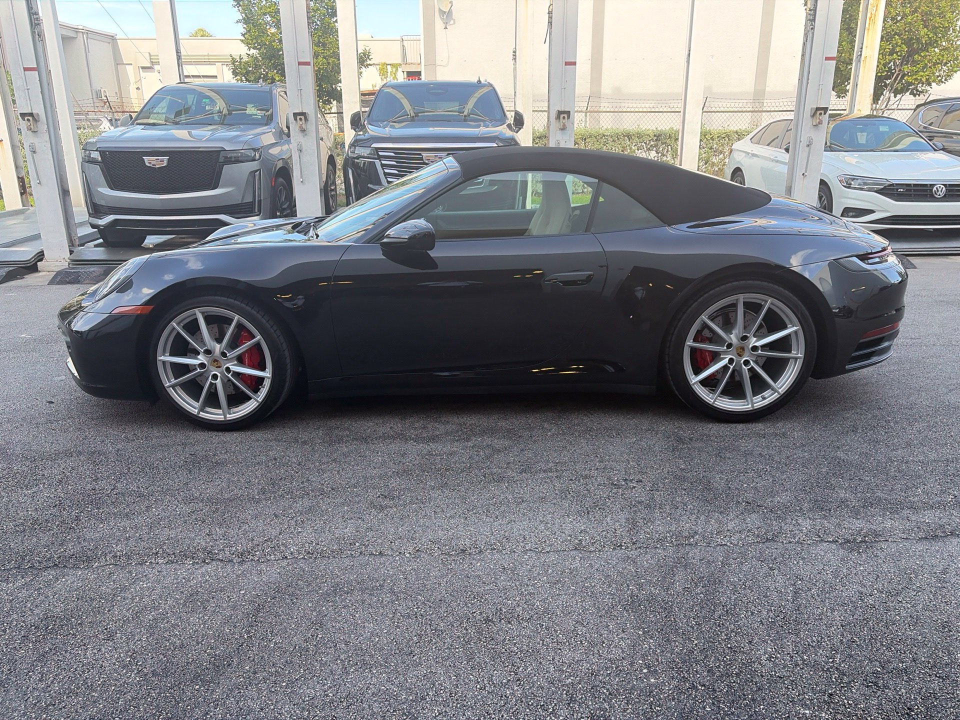 Used 2021 Porsche 911 Carrera S RWD image 3