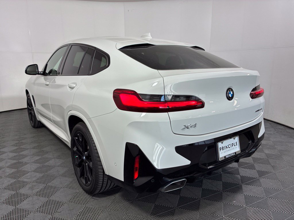 Certified 2023 BMW X4 xDrive30i w/ M Sport Package AWD/4WD image 7