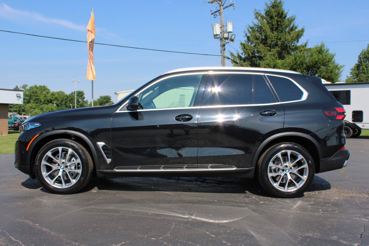 Used 2026 BMW X5 xDrive40i AWD/4WD image 12